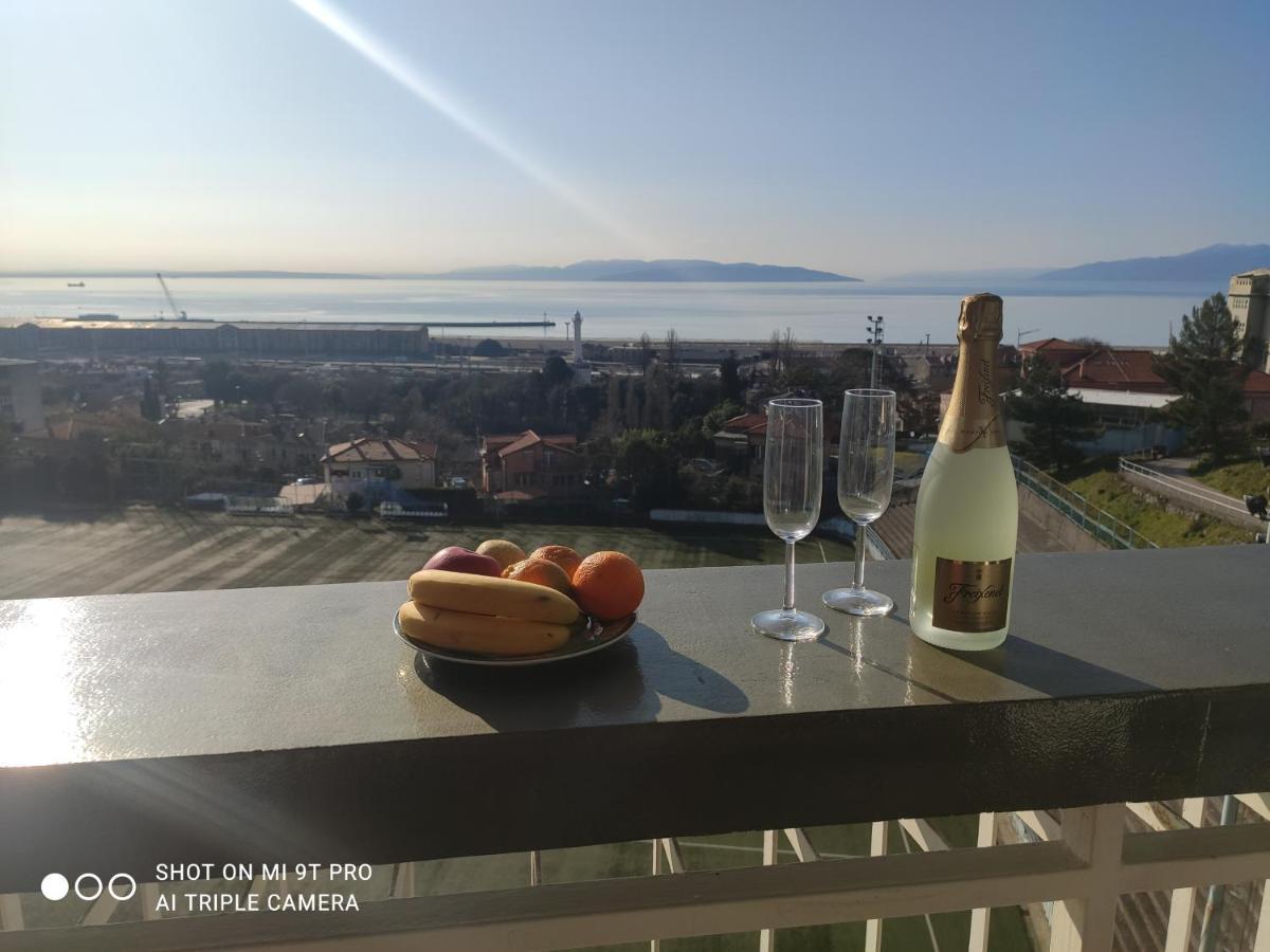 Riview Apartamento Rijeka Exterior foto
